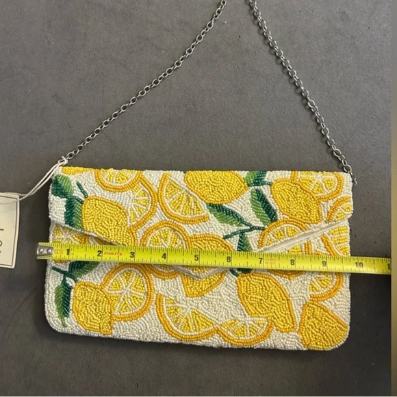 Sol de Verano Lemon Beaded Wristlet - Yellow and White - Picture 6 of 7